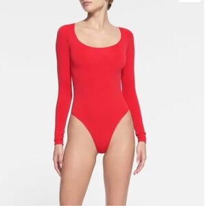 SKIMS NBW Essentials Long Sleeve Scoop Neck Bodysuit 2X